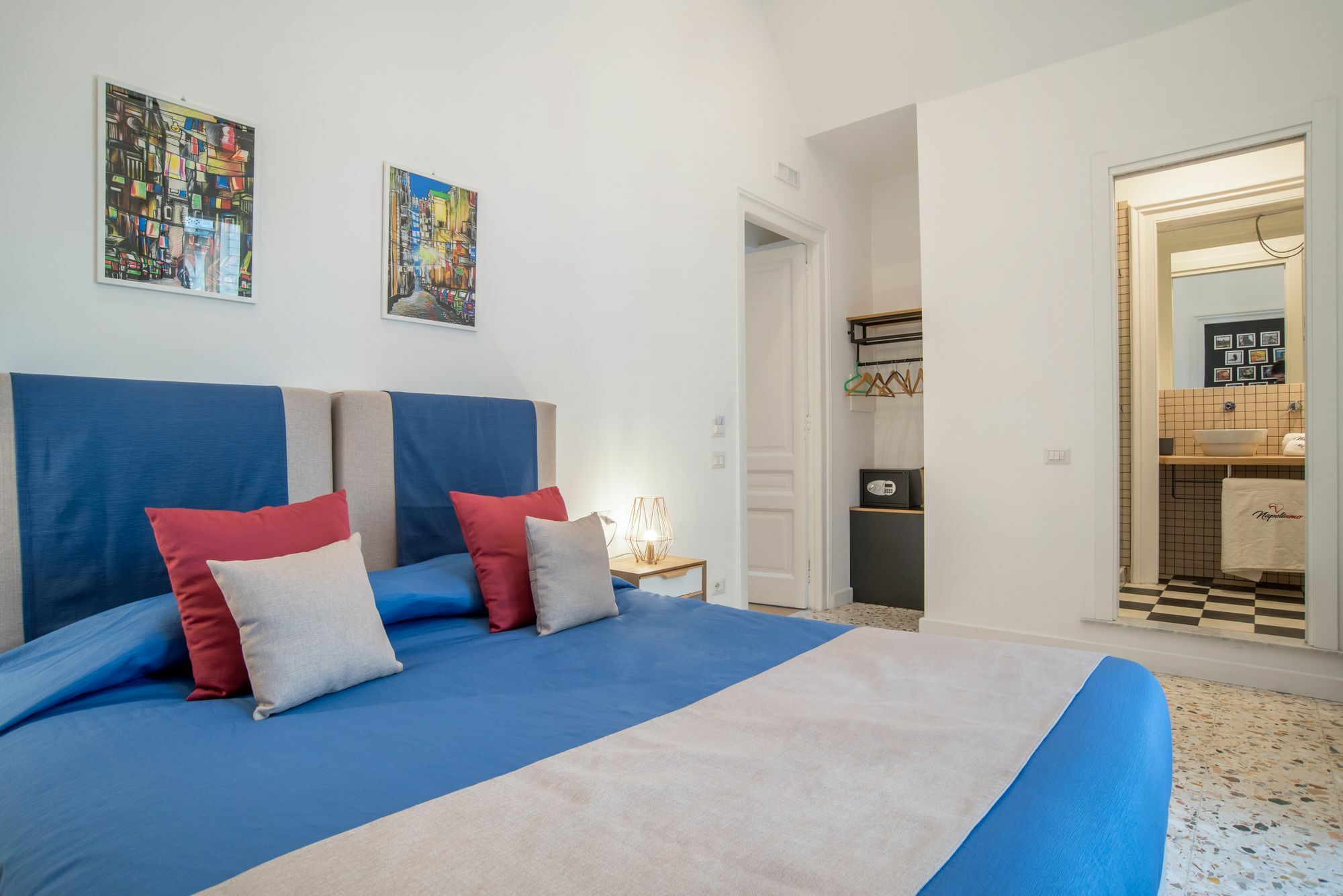 Napoliamo Guest House ภายนอก รูปภาพ
